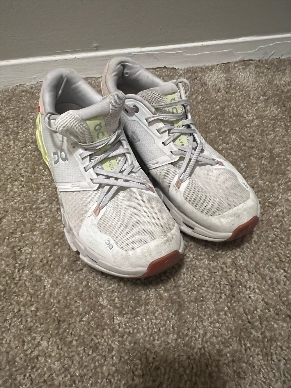 On cloudflyer 4 woman’s 9.5 running shoe - Picture 11 of 11
